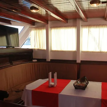 Barbaros Yachting Private Gulet 4 Cabin 博德鲁姆